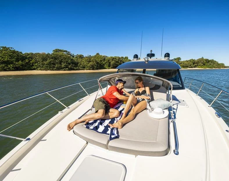 里维埃拉（Riviera）4800 SPORT YACHT SERIES II PLATINUM EDITION