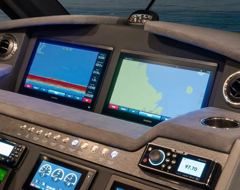 里维埃拉（Riviera）4800 SPORT YACHT SERIES II PLATINUM EDITION