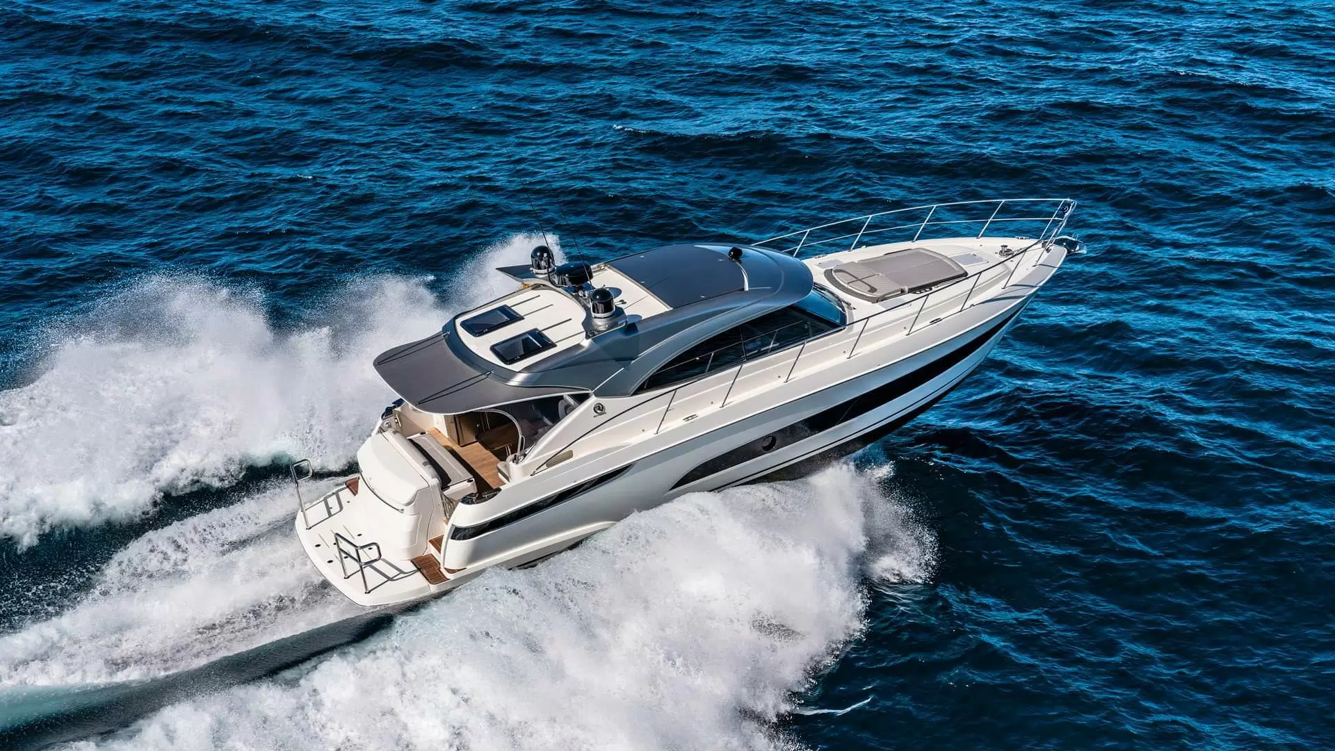 里维埃拉（Riviera）4800 SPORT YACHT SERIES II PLATINUM EDITION