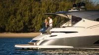 里维埃拉（Riviera）6000 SPORT YACHT PLATINUM EDITION