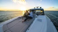 里维埃拉（Riviera）6000 SPORT YACHT PLATINUM EDITION