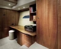 里维埃拉（Riviera）6000 SPORT YACHT PLATINUM EDITION