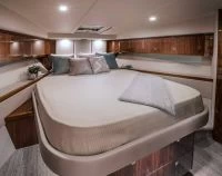 里维埃拉（Riviera）4800 SPORT YACHT SERIES II PLATINUM EDITION