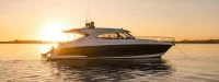 里维埃拉（Riviera）5400 SPORT YACHT PLATINUM EDITION