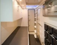 里维埃拉（Riviera）6000 SPORT YACHT PLATINUM EDITION