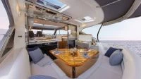 里维埃拉（Riviera）4600 SPORT YACHT PLATINUM EDITION