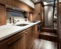 里维埃拉（Riviera）6000 SPORT YACHT PLATINUM EDITION