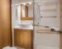 里维埃拉（Riviera）5400 SPORT YACHT PLATINUM EDITION