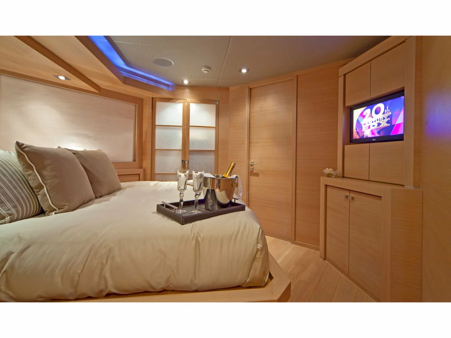 帕尔默·约翰逊（PalmerJohnson）SPORTYACHT 120FT