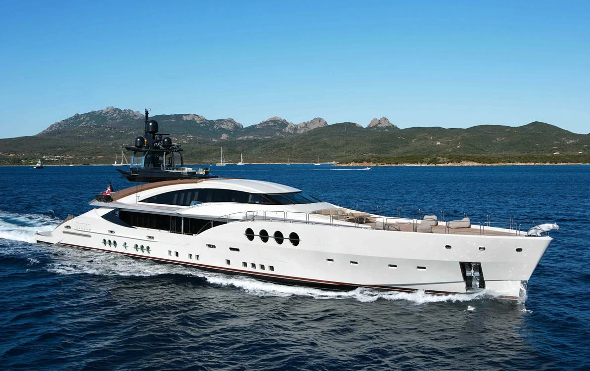 帕尔默·约翰逊（PalmerJohnson）SPORTYACHT 210FT