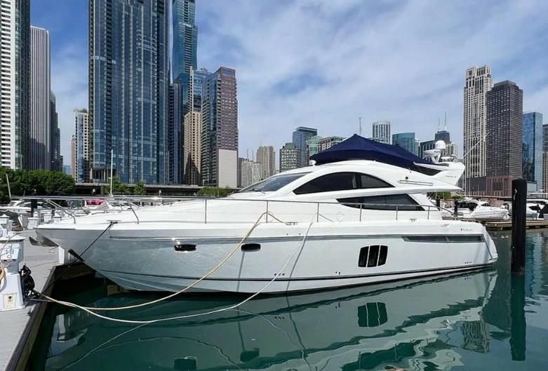菲尔兰Phantom48二手游艇:2008年建造,330万元