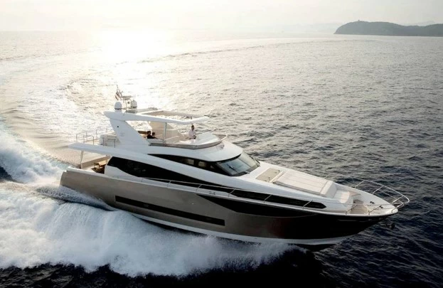 22米高端飞桥游艇Prestige 750二手价1200万,仅私人使用过!