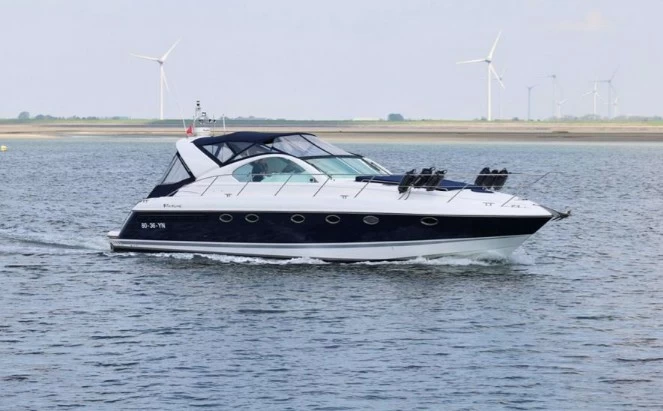 菲尔兰Targa48二手游艇:优质性能仅售165万元