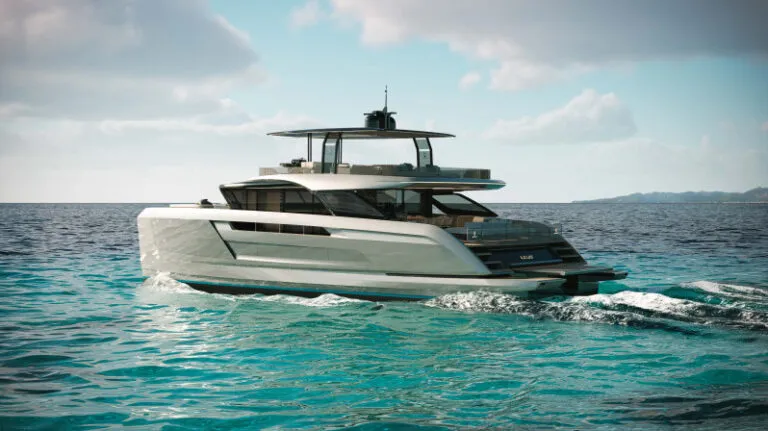 Dolomia Yachts发布首个动力双体系列